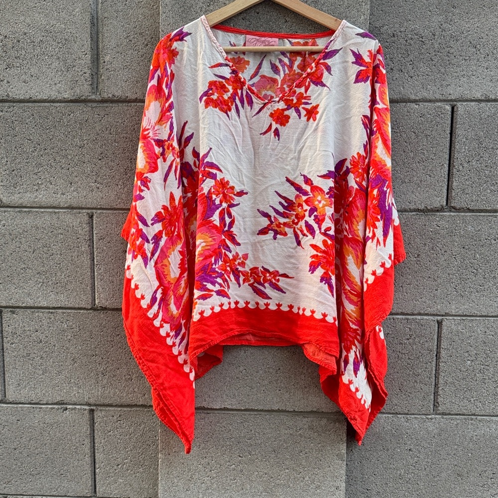 Theodora & Callum Boho Floral Poncho Top in Bright Coral & Cream 100% Viscose